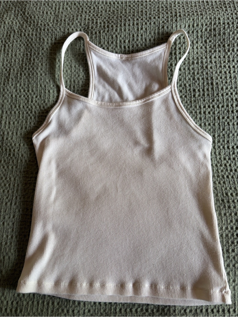 SKIMS Ribbed Racer Back Tank Top - white - Picture 3 of 4